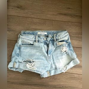 Pacsun ripped mom jean shorts